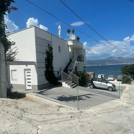Διαμέρισμα Apartman Vlado *